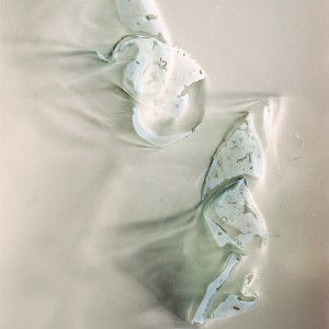"CLR no.42 (Cristallin_Lumière_Reliques), 2014, ca. 100x80cm, photogram on colorfilm/C-Print, 2+1 AP