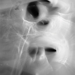 “DGS no.10″, 2018, ca. 130x100cm, photogram on colorfilm/C-Print analog, 2+1 AP